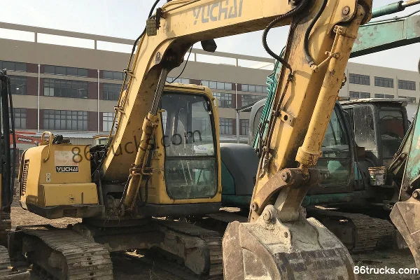 Yuchai YC85-6 Crawler Excavator Exterior