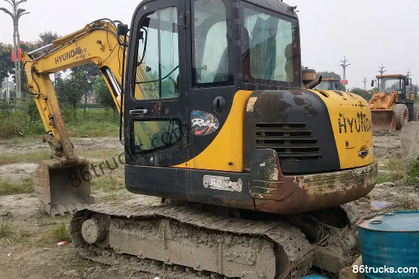 Hyundai Heavy Industries R60-7 Crawler Excavator Exterior (2) | 86Trucks