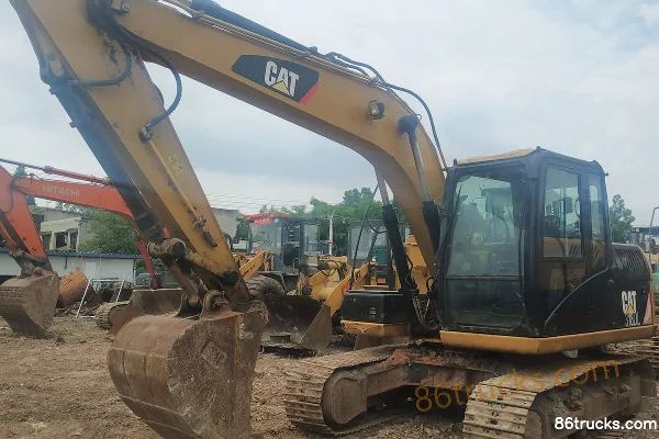 Caterpillar 312D Crawler Excavator Exterior (3) | 86Trucks