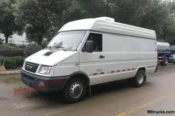 NAVECO 129hp 4X2(6 wheels) 3.32m Refrigerated Truck (Chengliwei Brand) Exterior (2) | 86Trucks