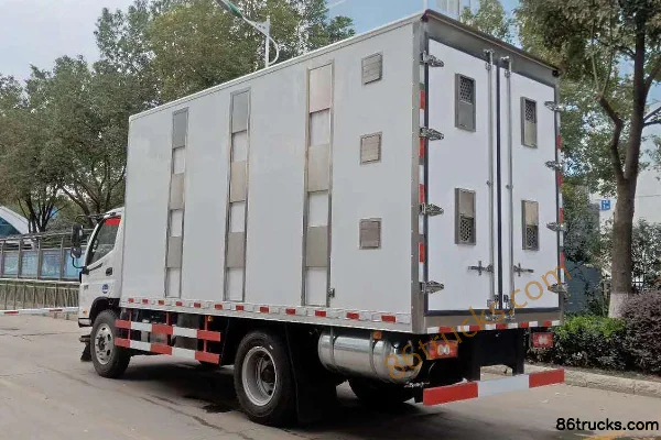 Foton Auhang R Series 170 hp 4X2(6 wheels) 6.67m Chick Transport Truck (Chengliwei Brand) Exterior (3) | 86Trucks