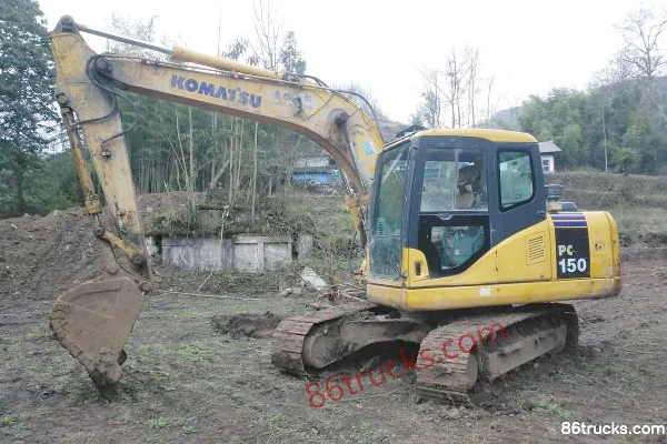 KOMATSU PC110-7 Crawler Excavator Exterior (3) | 86Trucks
