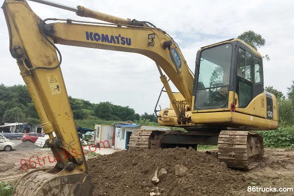 KOMATSU PC110-7 Crawler Excavator Exterior (2) | 86Trucks