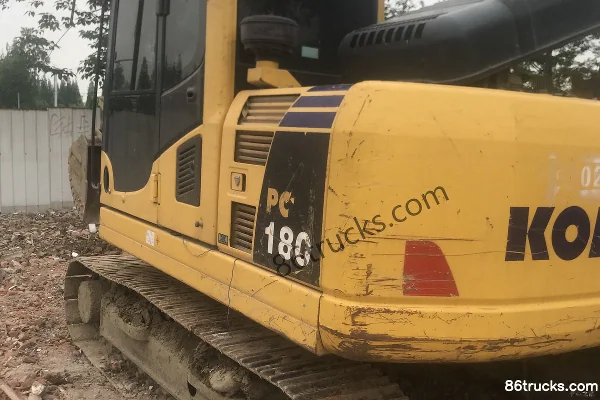 KOMATSU PC130-8 excavatrice sur chenilles Extérieur (2) | 86Trucks