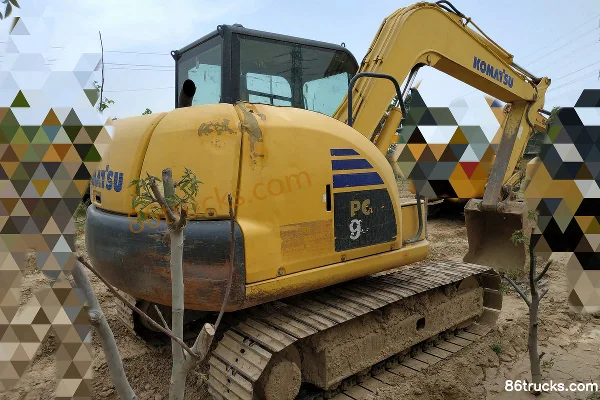 KOMATSU PC60-7 Crawler Excavator Exterior (3) | 86Trucks