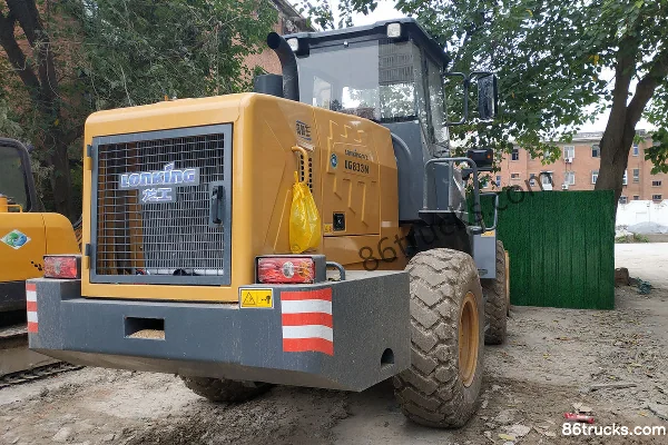 LONGGONG LG833 Wheel Loader Exterior (3) | 86Trucks