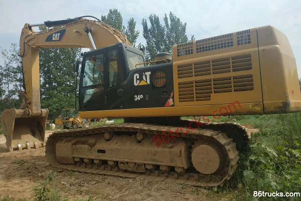 Caterpillar 349D2L Crawler Excavator Exterior (3) | 86Trucks