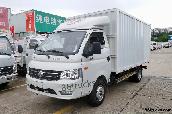 Dongfeng Xiaobawang W17 102 ch 4X2(6 roues) camion fourgon 3,51 m à cabine simple (voie large) Extérieur (3) | 86Trucks
