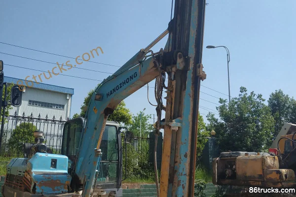 SUNWARD SWE90H Crawler Excavator Exterior (2) | 86Trucks