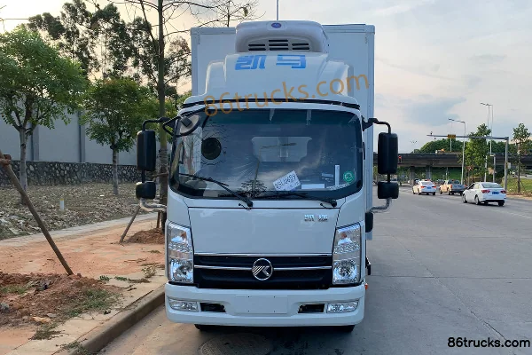 Kama Kaijie M3 143 ch 4X2(6 roues) camion frigorifique 4,08 m Extérieur (2) | 86Trucks