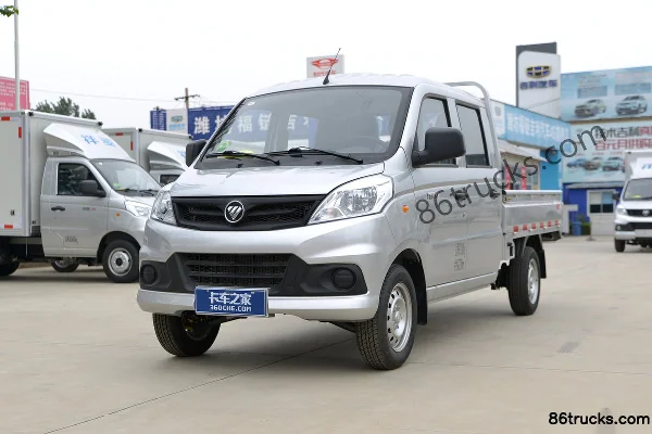 Foton Xiangling V1 1.3L 91hp 4X2(6 wheels) Gasoline 2.05m Double Row Stake Micro Truck Exterior (3) | 86Trucks