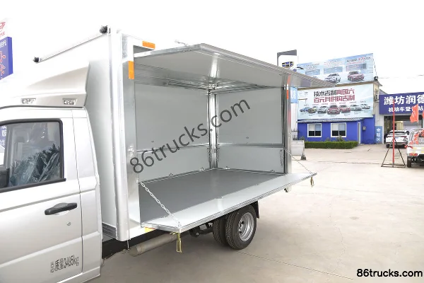 Foton Xiangling V2 1.6L 122 hp 4X2(6 wheels) Gasoline 3.3m Single Row Wing Opening Van Light Truck (China VI) Body (1) | 86Trucks