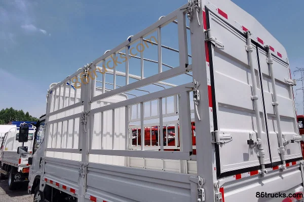 Kama Kaijie M1 110hp 4X2(6 wheels) 3.6m Single Row Stake Truck Body (1) | 86Trucks