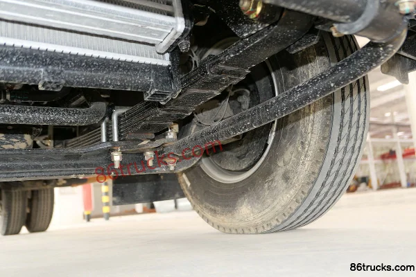 Jiangxi Isuzu Yifang ES7 170hp 4X2(6 wheels) 4.08m Single Row Van Light Truck (Hydraulic Brake)(China VI) Chassis (2) | 86Trucks