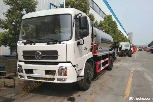 Chengliwei Chengliwei Dongfeng Commercial Vehicle Chassis asphalt distributor truck