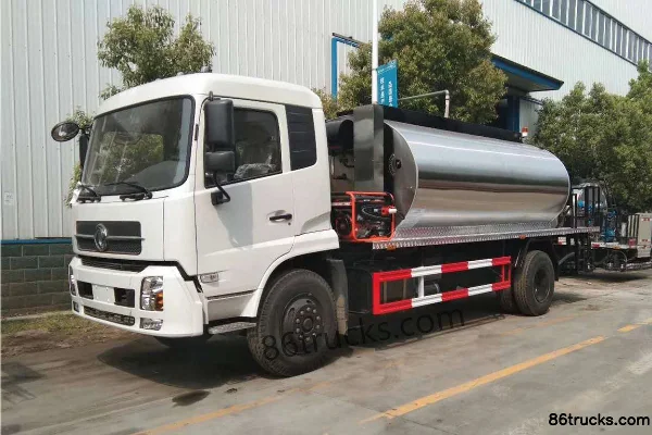 Dongfeng Commercial Vehicle Tianjin VR 180 hp 4X2(6 wheels) asphalt distributor truck (Chengliwei brand) Exterior (2) | 86Trucks
