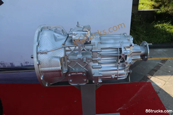 ZF Ecolite 6S558 6 vitesses boîte de vitesses manuelle Extérieur (3) | 86Trucks