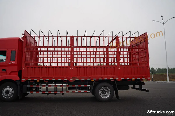 JAC Gallop A5X Medium Truck 220 hp 4X2(6 wheels) 6.8m Stake Cargo Truck (10-speed) Body (1) | 86Trucks