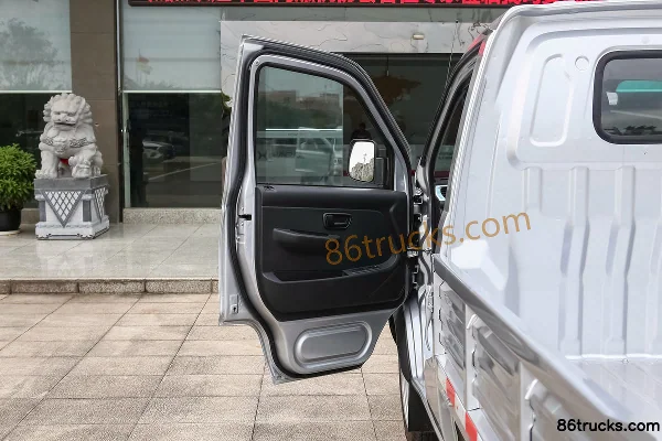 Jinbei T20 Comfort 85 hp 4X2(6 wheels) 1.2L Gasoline 2.7m Single Row Flatbed Mini Truck (China VI) Cab (1) | 86Trucks