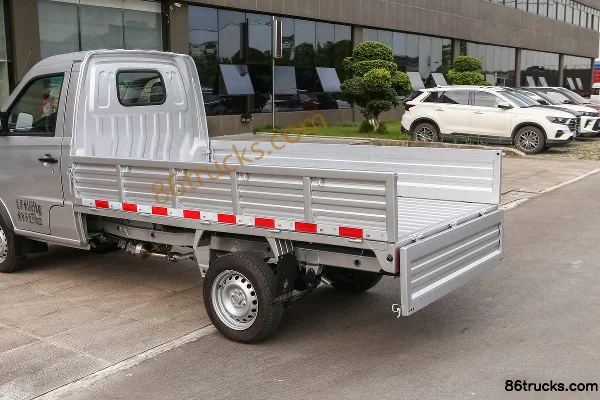 Jinbei T20 Comfort 85 hp 4X2(6 wheels) 1.2L Gasoline 2.7m Single Row Flatbed Mini Truck (China VI) Body (1) | 86Trucks