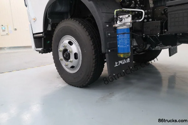 Yuejin Kuaiyun H300 130 hp 4X2(6 wheels) 3.82m half-cab flatbed light truck (China VI) Chassis (1) | 86Trucks