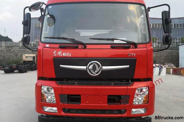 Dongfeng Changxing D3 220 hp 6X2(8 wheels) 6.8m Van Cargo Truck (China VI) Exterior (2) | 86Trucks