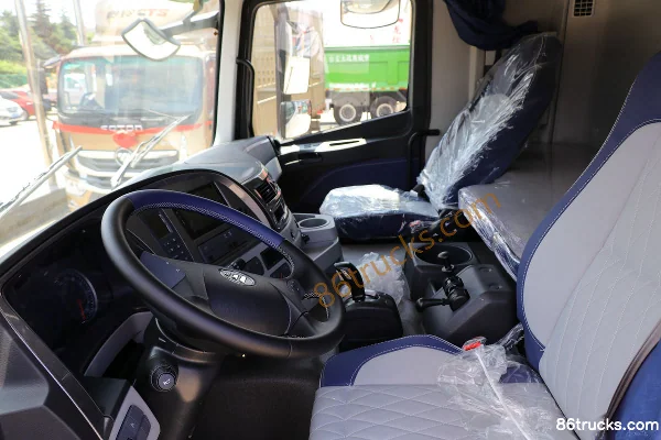 Foton Auman EST 6 Series Heavy Truck Cross-Country Edition 560 ch 6X4(10 roues) AMT automatic tractor truck (China VI) Cabine (3) | 86Trucks