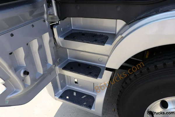 Foton Auman EST 6 Series Heavy Truck Cross-Country Edition 560 ch 6X4(10 roues) AMT automatic tractor truck (China VI) Cabine (2) | 86Trucks