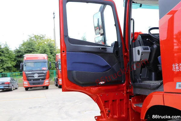 Foton Auman EST 6-series Heavy Truck Crossing Edition 560hp 6X4(10 wheels) AMT automatic tractor truck (China VI) (Red) Cab (1) | 86Trucks