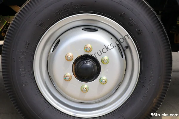 FAW Hongta FAW Jiefang Baling 1 Series V6 102hp 4X2(6 wheels) 3.77m single-row van truck (hydraulic brake) Chassis (2) | 86Trucks