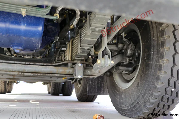 Sinotruk Steyr D7W Heavy Truck 400 hp 8X4(12 wheels) 5.6m Dump Truck Chassis (3) | 86Trucks