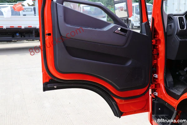 Yuejin Express H500 148 hp 4X2(6 wheels) 4.17m single-row van light truck (axle ratio 4.375) Cab (3) | 86Trucks
