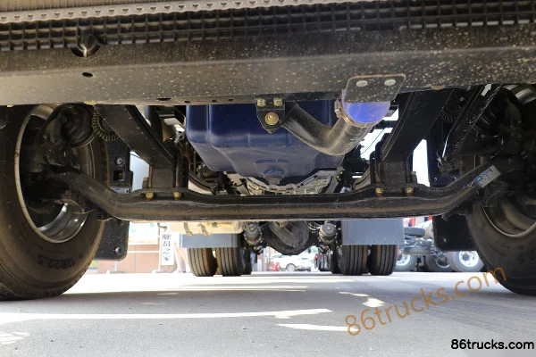 SHACMAN Delong New M3000 Lightweight Edition 460hp 6X4(10 wheels) LNG Tractor Truck (China VI) Chassis (1) | 86Trucks