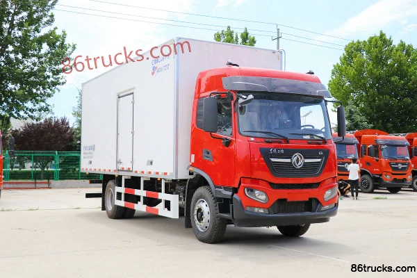 Dongfeng Commercial Vehicle Tianjin KR 245hp 4X2(6 wheels) 6.8m refrigerated truck Exterior