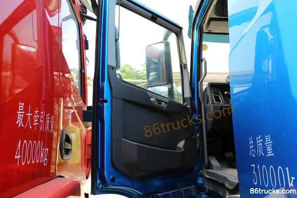 XCMG Hanfeng G7 375hp 8X4(12 wheels) 9.5m flatbed cargo truck Cab (1) | 86Trucks