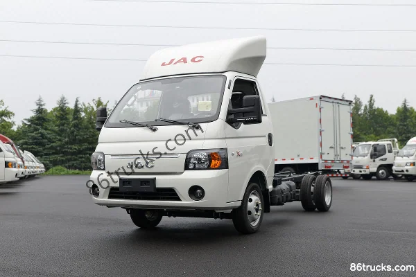 JAC Kaida X6 1.6L 120 hp 4X2(6 wheels) Gasoline 3.8m Single Row Stake Truck (China VI) Exterior (3) | 86Trucks