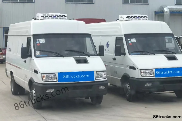 NAVECO Deyi V40 140 ch 4X2(6 roues) 3,27 m camion frigorifique Extérieur (2) | 86Trucks