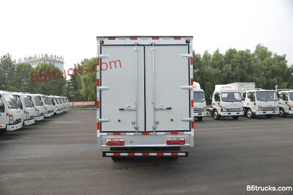JAC Shuailing E Medium Body 160 hp 4X2(6 wheels) 3.82m Semi-row Van Light Truck (China VI) (3) | 86Trucks