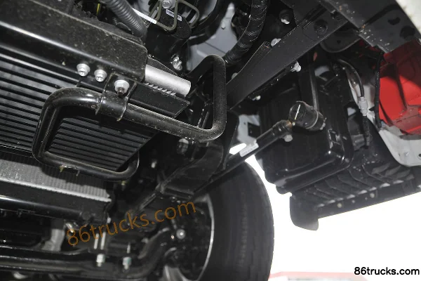 JAC Junling V3 102 hp 4X2(6 wheels) 3.7m Single Row Van Light Truck Chassis (3) | 86Trucks