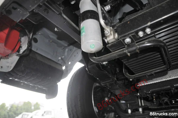 JAC Junling V3 102 hp 4X2(6 wheels) 3.7m Single Row Van Light Truck Chassis (2) | 86Trucks