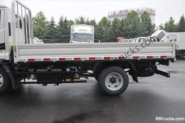 JAC Junling V3 102 ch 4X2(6 roues) camion léger plateau 3,7 m cabine simple Carrosserie (2) | 86Trucks