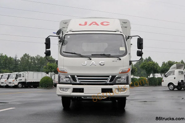 JAC Junling V6 156 hp 4X2(6 wheels) 4.18m single-row stake light truck Exterior (2) | 86Trucks