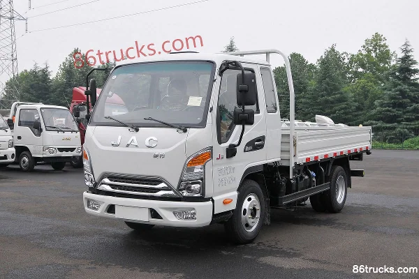 JAC Kangling J3 Deluxe 95 hp 4X2(6 wheels) 3.37m double-row flatbed light truck (China VI) Exterior (3) | 86Trucks