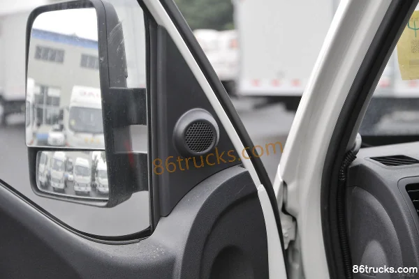 JAC Kaida X5 120 ch 4X2(6 roues) camion frigorifique 3,5 m (China VI) Cabine (2) | 86Trucks