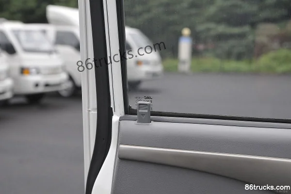JAC Kangling X1 1.5L 113hp 4X2(6 wheels) 3.64m Single Row Van Micro Truck (China VI) Cab (2) | 86Trucks