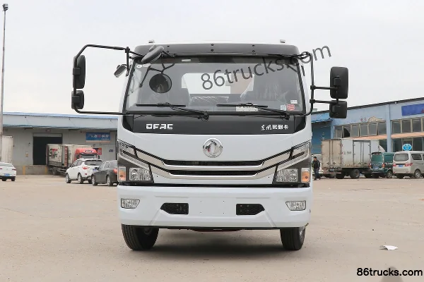 Huatong Huatong Dongfeng chassis powder tank truck