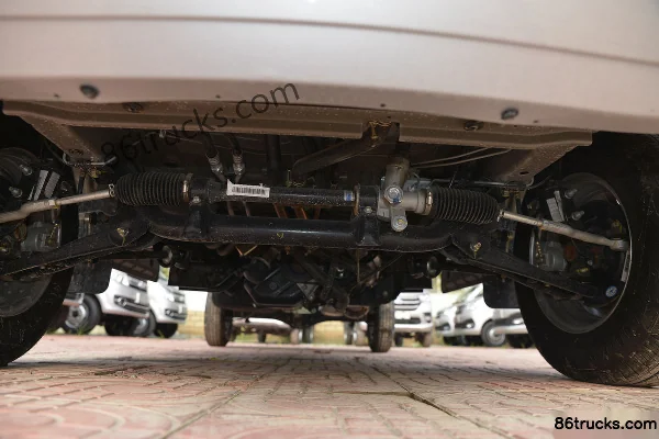 Changan Kuayue Xinbao T3 Édition Confort 1.3L Essence 91 ch 4X2(6 roues) 2,82 m Plate-forme à ridelles Cabine simple (roue arrière simple) C