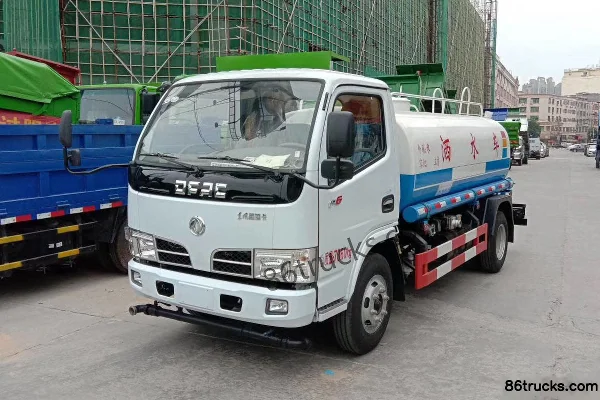 Dongfeng DongfengF6 water sprinkler truck