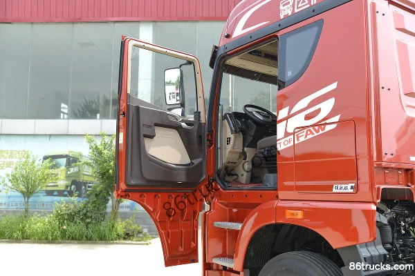 FAW Jiefang Qingdao JH6 tracteur routier 430 ch 8X4(12 roues) 9,5 m camion porteur à grille Cabine (1) | 86Trucks