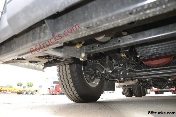 Foton Auman EST 6 Series Heavy Truck Northern Edition 550hp 6X4(10 wheels) Tractor Truck (16-speed) Chassis (2) | 86Trucks